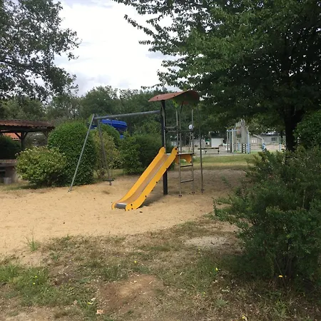 אתר קמפינג M.Home Confort P009 2Chbr/5Pers *